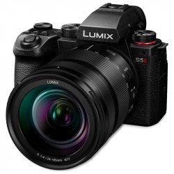 Panasonic Lumix S5 Mark II + Lumix S 24-105 mm F4