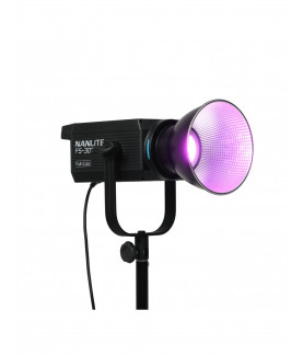 Nanlite FS-300C RGBW LED Spot Light  Foco de Iluminación Profesional a Todo Color para Estudio y Video