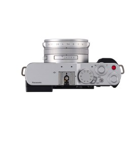 Panasonic Lumix L10