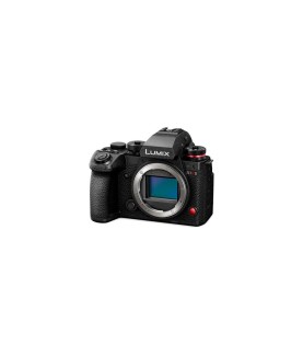 Panasonic Lumix S1R Mark II + Lumix S 24-105 mm F4 Macro