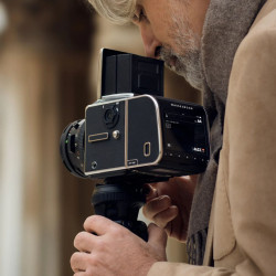 HASSELBLAD 907X & CFV 100C